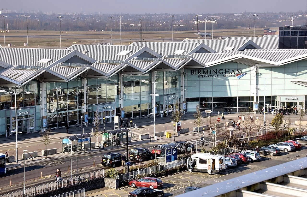 Edinburgh airport parking